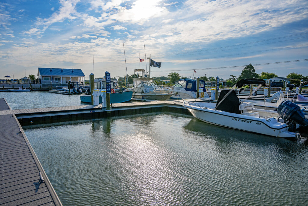 blue fin-chincoteague-marina-21 (1)