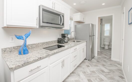 blue fin-chincoteague-on the water cottage-15